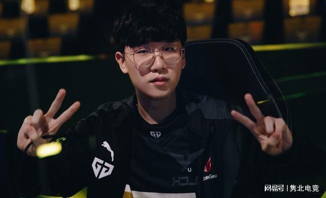 新赛季崭露 新赛季崭露