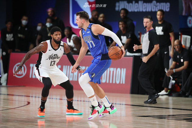 季的出场时 季的出场时